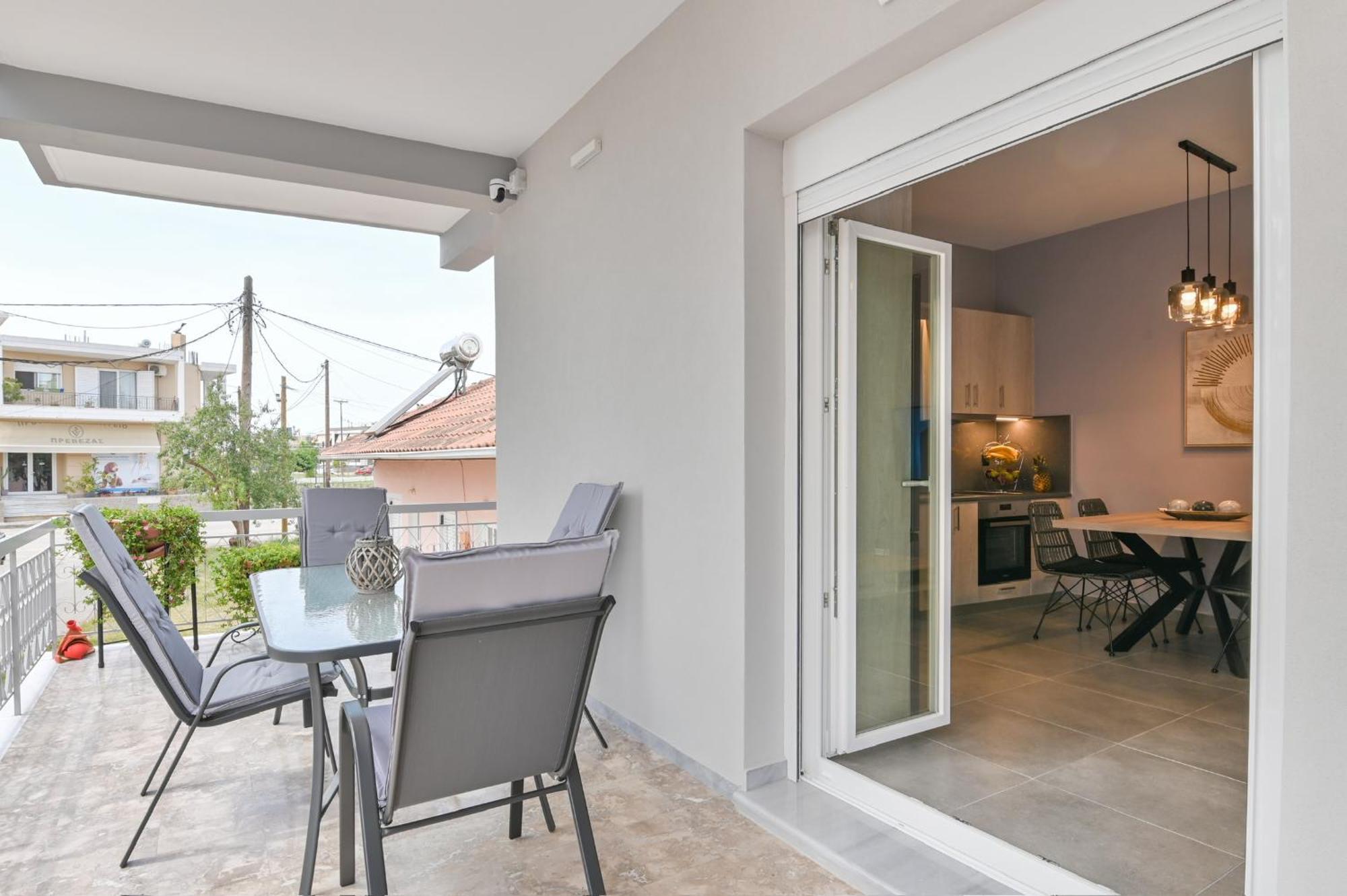 Louisa Luxury Apartments Preveza Luaran gambar